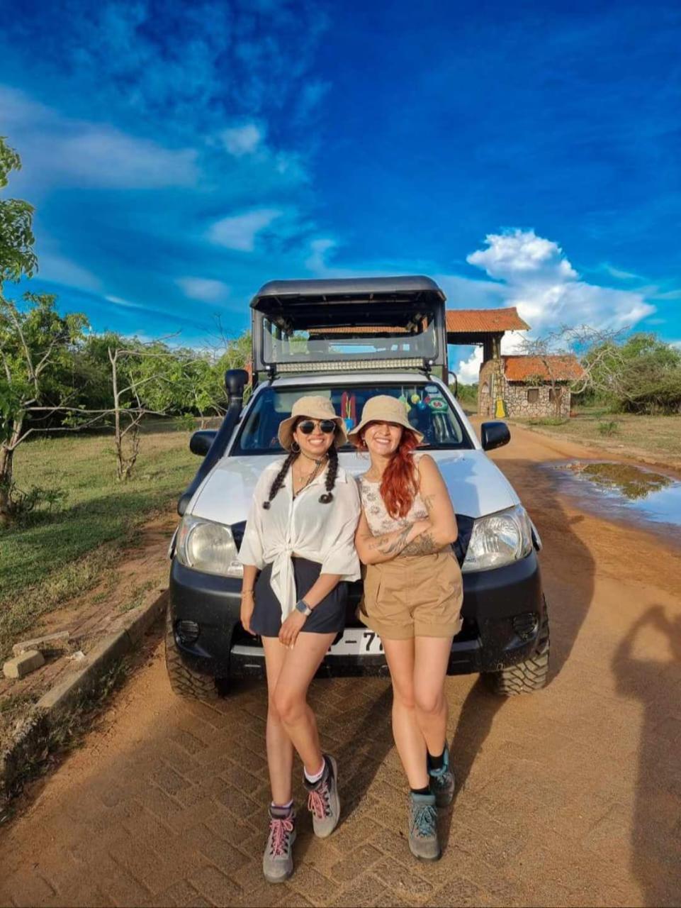 Lake Scape Yala Safari Inn Тиссамахарама Экстерьер фото